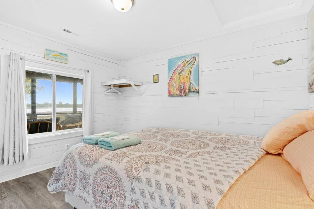 Dolphin Cove - Whole Waterfront House With Dock Ocean Isle Beach Exterior foto