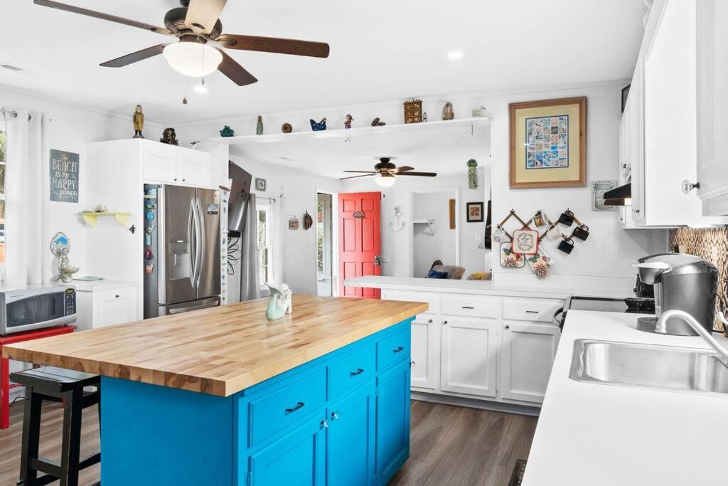Dolphin Cove - Whole Waterfront House With Dock Ocean Isle Beach Exterior foto