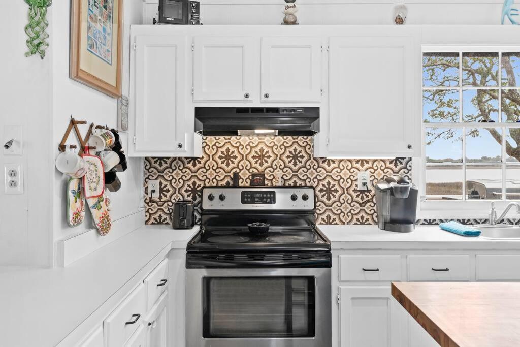 Dolphin Cove - Whole Waterfront House With Dock Ocean Isle Beach Exterior foto