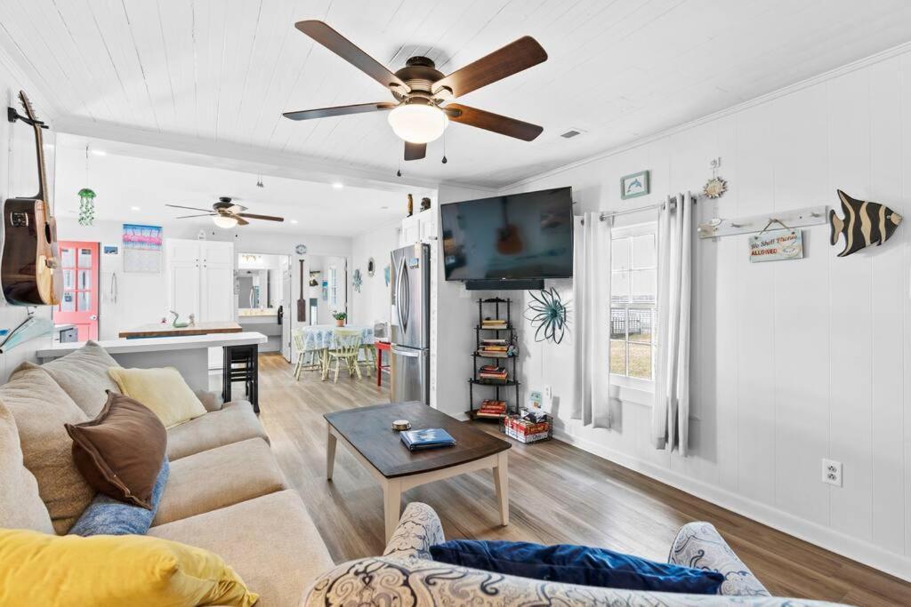 Dolphin Cove - Whole Waterfront House With Dock Ocean Isle Beach Exterior foto